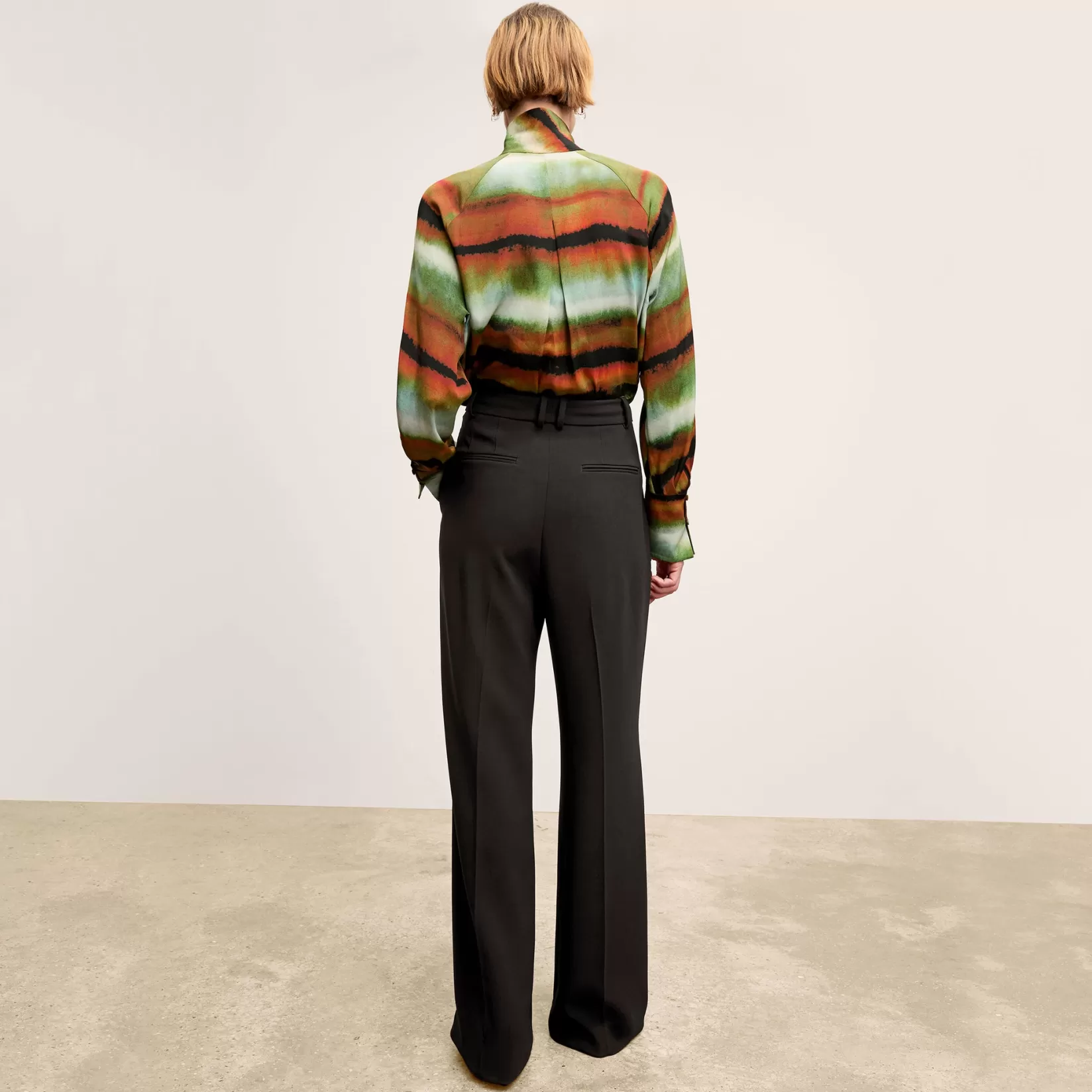 Pants | Suiting | M.M.LaFleur The Bia Pleated Trouser - Everyday Crepe Black