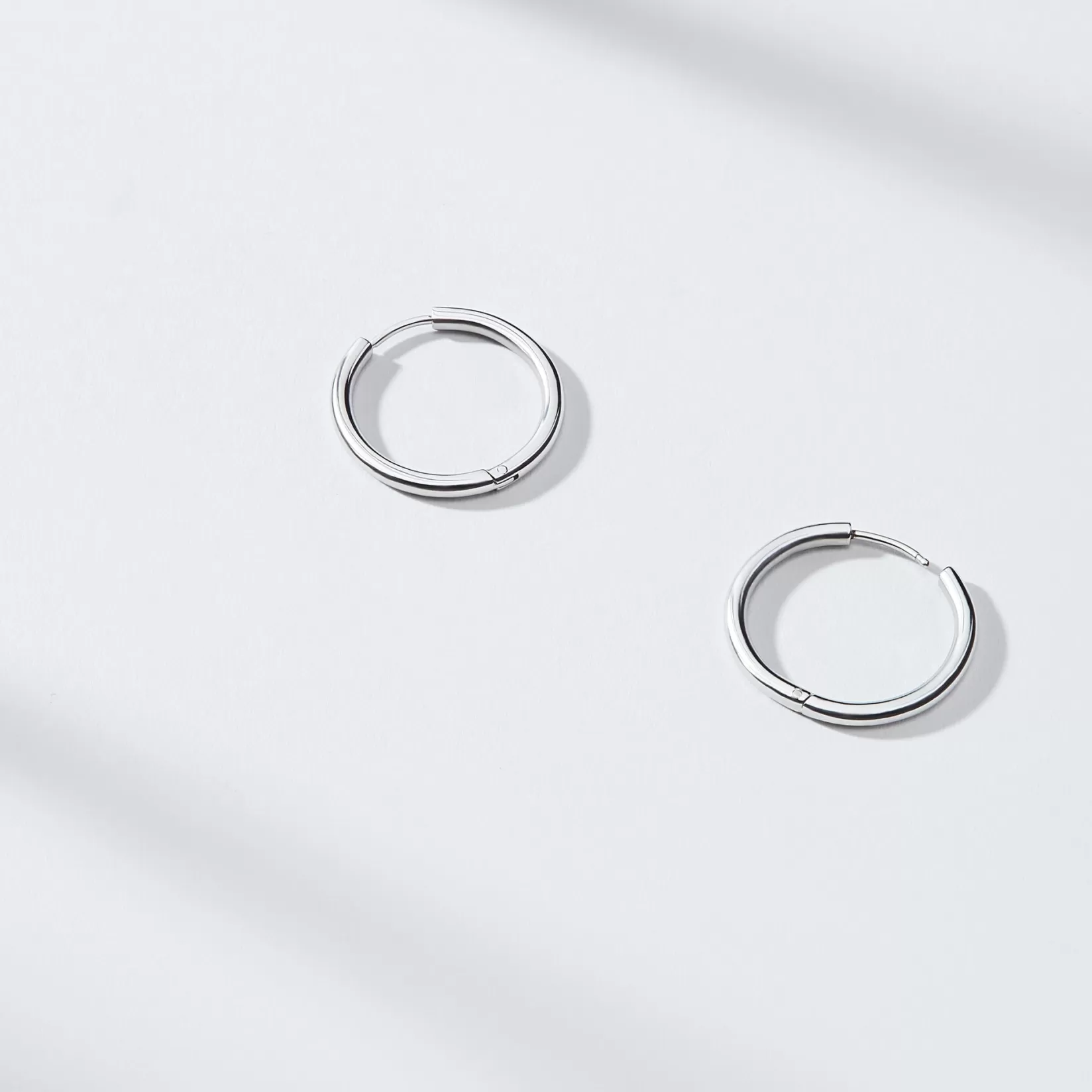 Sweaters | Accessories | M.M.LaFleur The Claressa Earrings - Small Silver
