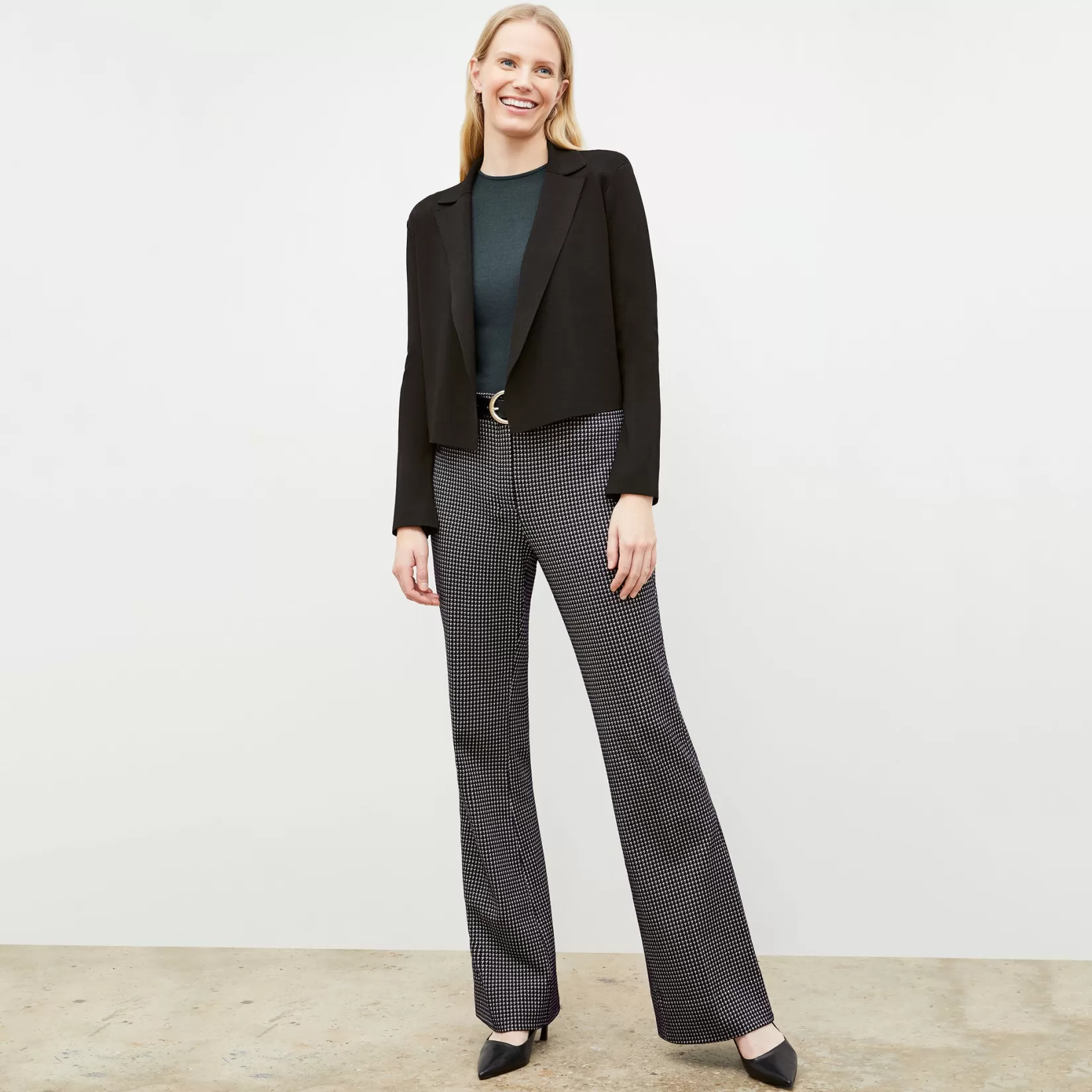 Suiting | M.M.LaFleur The Horton Flare Trouser - Stretch Houndstooth Black/White