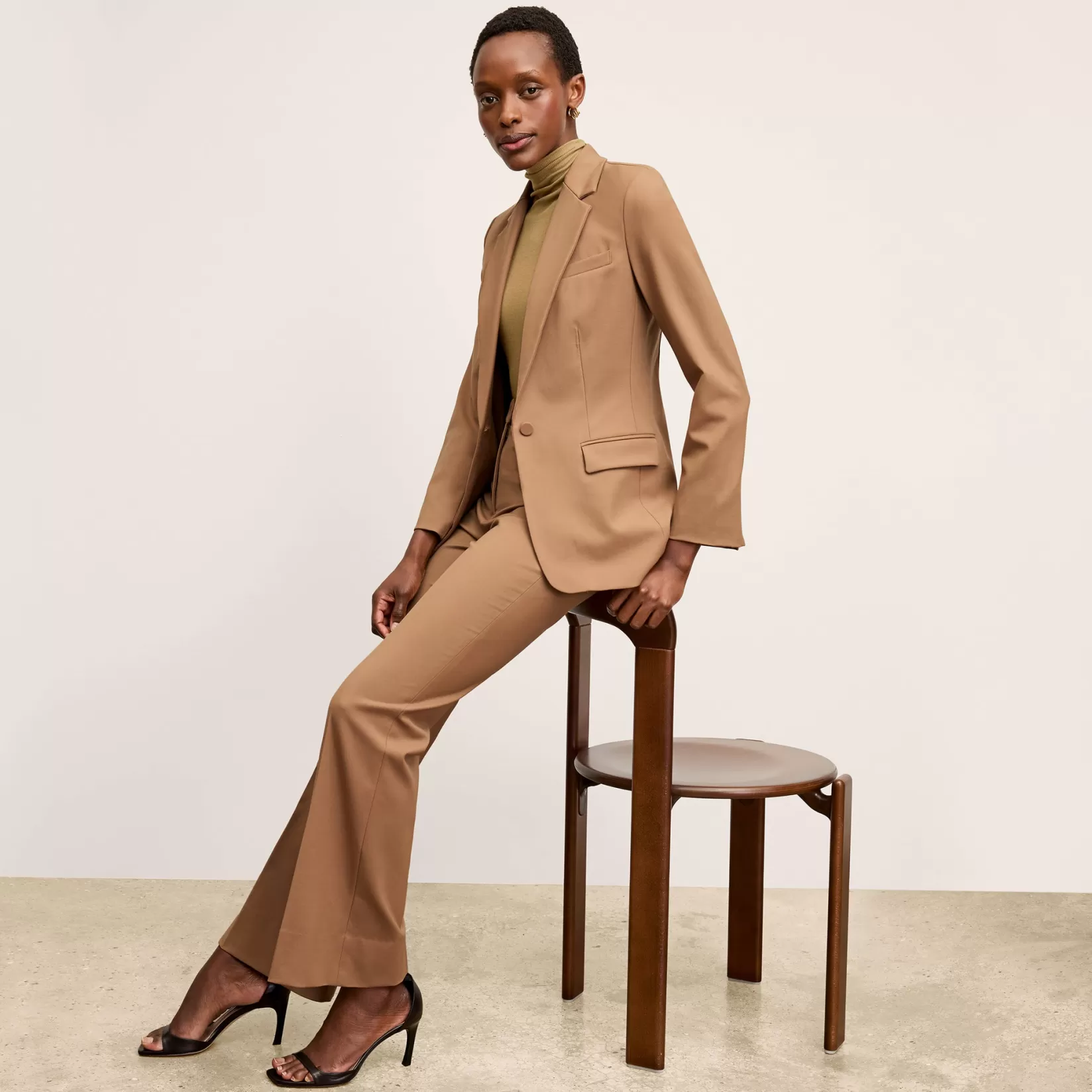T-Shirts | M.M.LaFleur The Horton Flare Trouser - Washable Wool Twill Camel